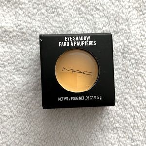 NIB MAC Chrome Yellow Matte Highlight Eyeshadow Yellow 1g
